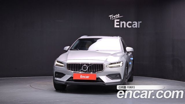 Volvo V60 из Кореи Encar